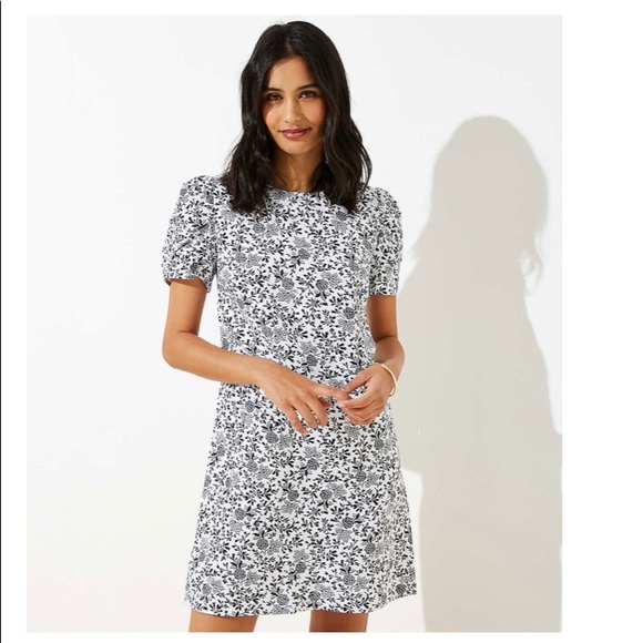 Loft Floral Ruched Sleeve Shift Dress - Picture 1 of 6